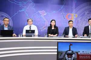 Quang cảnh cuộc Tọa đàm "Luật Thủ đô (sửa đổi): Động lực thể chế cho Hà Nội bứt phá. (Ảnh: VGP)