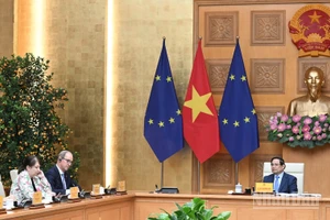 Thủ tướng Chính phủ Phạm Minh Chính chủ trì buổi gặp mặt các Đại sứ, Đại biện Liên minh châu Âu (EU) và các nước thành viên EU tại Hà Nội và kiêm nhiệm. (Ảnh: Trần Hải)