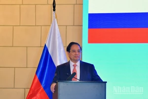 Thủ tướng Chính phủ Phạm Minh Chính phát biểu ý kiến tại Diễn đàn Doanh nghiệp Việt Nam-Liên bang Nga. (Ảnh: THANH GIANG)