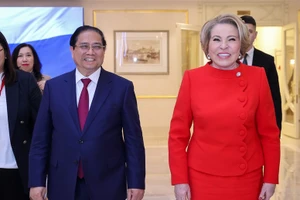 Thủ tướng Chính phủ Phạm Minh Chính hội kiến Chủ tịch Hội đồng Liên bang Nga Valentina Matviyenko. (Ảnh: VGP/Nhật Bắc)
