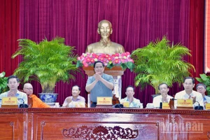 Thủ tướng Chính phủ Phạm Minh Chính chủ trì Hội nghị tiếp xúc cử tri thành phố Cần Thơ sau Kỳ họp thứ 10, Quốc hội khóa XV. (Ảnh THANH GIANG)