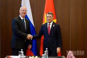 Thủ tướng Chính phủ Lê Minh Hưng tiếp Tổng Giám đốc Quỹ Đầu tư trực tiếp Nga Kirill Dmitriev. (Ảnh: XUÂN HƯNG)
