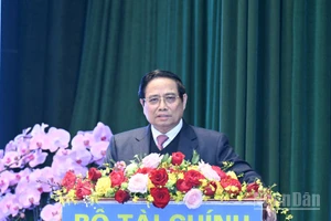 Thủ tướng Chính phủ Phạm Minh Chính phát biểu ý kiến chỉ đạo tại Hội nghị tổng kết công tác năm 2025, triển khai nhiệm vụ năm 2026 của ngành tài chính. (Ảnh: TRẦN HẢI)