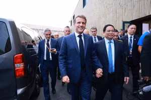 Thủ tướng Chính phủ Phạm Minh Chính và Tổng thống Pháp Emmanuel Macron. (Ảnh: Nhật Bắc/VGP)