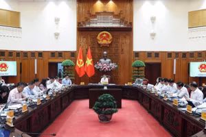 Thủ tướng Chính phủ Lê Minh Hưng chủ trì cuộc làm việc. (Ảnh: VGP/Nhật Bắc)