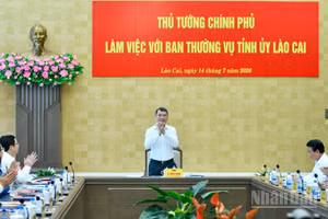 Thủ tướng Chính phủ Lê Minh Hưng chủ trì cuộc làm việc với Ban Thường vụ Tỉnh ủy Lào Cai. (Ảnh: Thanh Giang)