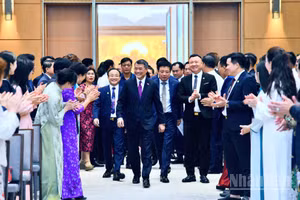 Thủ tướng Chính phủ Lê Minh Hưng tới dự Hội nghị Thường trực Chính phủ với cộng đồng doanh nghiệp. (Ảnh: Thanh Giang)