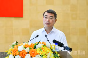 Thủ tướng Chính phủ Lê Minh Hưng phát biểu ý kiến kết luận cuộc làm việc với Ban Thường vụ Tỉnh ủy Lào Cai. (Ảnh: THANH GIANG)