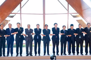 Thủ tướng Chính phủ Lê Minh Hưng và các Trưởng đoàn tham dự Phiên họp hẹp Hội nghị Cấp cao ASEAN lần thứ 48. (Ảnh: VGP/Nhật Bắc)