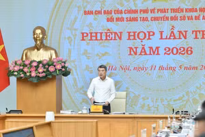Thủ tướng Chính phủ Lê Minh Hưng chủ trì Phiên họp lần thứ ba Ban Chỉ đạo của Chính phủ về phát triển khoa học, công nghệ, đổi mới sáng tạo, chuyển đổi số và Đề án 06. (Ảnh: Thanh Giang)
