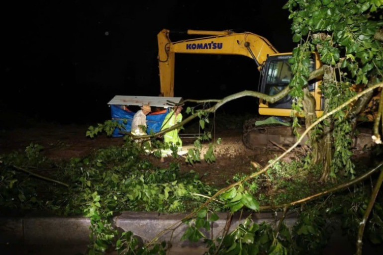 Ninh Binh Provincial Police force is making efforts to deploy measures to prevent and combat the initial effects of storm No. 3. d4742f62-33fc-43c9-a564-ab64cf18ae30-5920.jpg