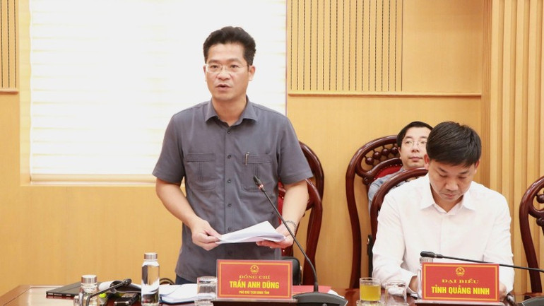 Đại diện các tỉnh phát biểu ý kiến tại buổi làm việc. img-0886-901.jpg