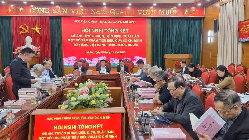 Hội nghị tổng kết Đề án "Tuyển chọn, biên dịch, xuất bản một số tác phẩm tiêu biểu của Hồ Chí Minh từ tiếng Việt sang tiếng nước ngoài".