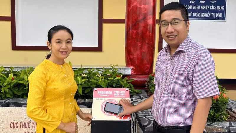 Dự án "Yêu lắm Việt Nam" được triển khai tại 3 địa danh nổi tiếng trên địa bàn tỉnh Bến Tre. (Ảnh: HOÀNG TRUNG).1