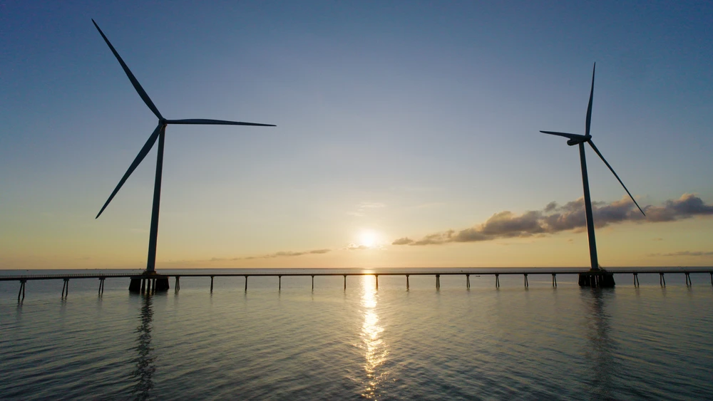 Cánh đồng điện gió tại biển Ba Động.
