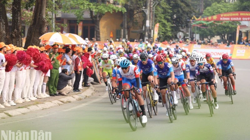 "Nóng" tại giải đua xe đạp toàn quốc cúp Truyền hình Thành phố Hồ Chí Minh