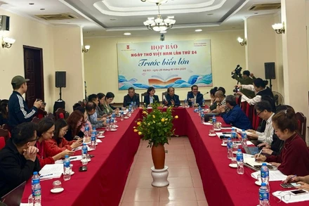 Toàn cảnh họp báo về Ngày thơ Việt Nam lần thứ 24.