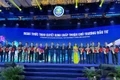 Ông Trần Ngọc Nguyên, Chủ tịch Hội đồng quản trị PVCFC nhận quyết định chủ trương đầu tư tại hội nghị.
