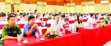 Các đại biểu tham dự hội nghị tập huấn công tác thông tin đối ngoại và truyền thông chính sách năm 2025. (Ảnh H.H)