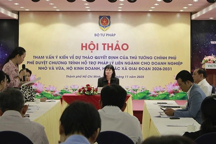 Quang cảnh hội thảo. (Ảnh THU NGỌC)