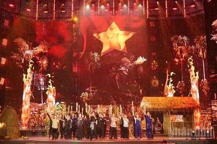 Chương trình được kết nối trực tuyến từ 3 điểm cầu phường Sài Gòn, phường Bình Dương, phường Vũng Tàu. (Ảnh: Thế Anh)