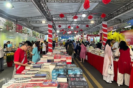 Không gian Lễ hội đường sách Tết Thành phố Hồ Chí Minh năm 2025. (Ảnh: Linh Bảo)