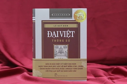 Bìa ấn bản đặc biệt Đại Việt thông sử của nhà bác học Lê Quý Đôn. (Ảnh: Nhà xuất bản Trẻ).