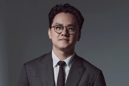 Nhạc trưởng tài năng Trần Nhật Minh sẽ chỉ huy đêm hòa nhạc Giáng sinh. (Ảnh: HBSO)