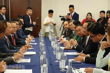 Quang cảnh buổi làm việc. (Ảnh: Linh Bảo)