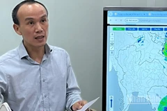 Ông Hoàng Phúc Lâm, Phó Giám đốc Trung tâm Dự báo khí tượng thủy văn quốc gia thông tin về bão số 5.