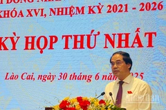 Đồng chí Trịnh Xuân Trường, Bí thư Tỉnh ủy, Chủ tịch HĐND tỉnh Lào Cai phát biểu tại kỳ họp. (Ảnh: THANH SƠN)
