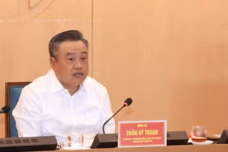 Chủ tịch Ủy ban nhân dân thành phố Hà Nội Trần Sỹ Thanh chủ trì phiên họp của Ban Tổ chức Lễ kỷ niệm, diễu binh, diễu hành 80 năm Cách mạng Tháng Tám và Quốc khánh 2/9 của thành phố Hà Nội.