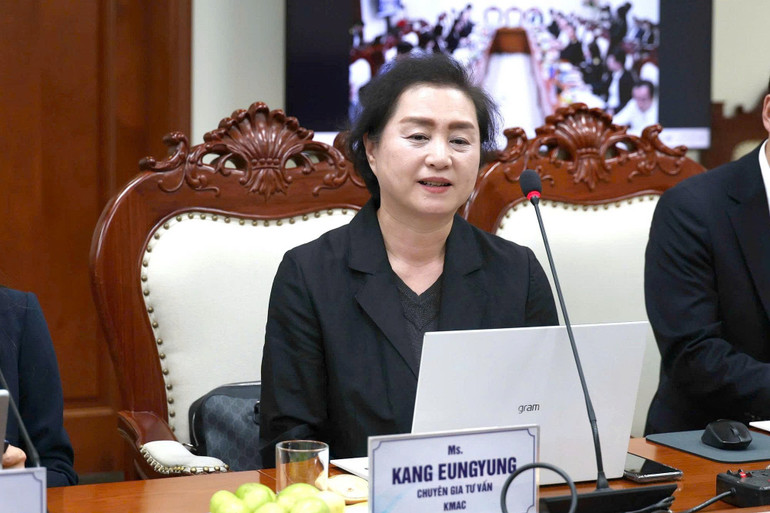 Bà Kang Eungyung, chuyên gia tư vấn KMAC đánh giá cao những nỗ lực của ngành Thuế Việt Nam trong việc thúc đẩy cải cách quản lý và chuyển đổi số thời gian qua