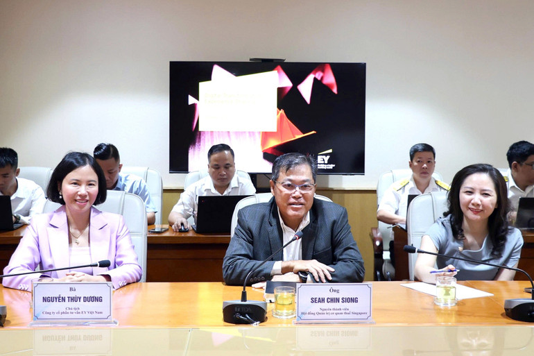 Ông Seah Chin Siong - nguyên Thành viên Hội đồng quản trị Cơ quan Thuế Singapore (IRAS) phát biểu cho rằng Việt Nam đang đi đúng hướng khi tập trung vào chuyển đổi mô hình quản lý thuế theo đối tượng 2.jpg