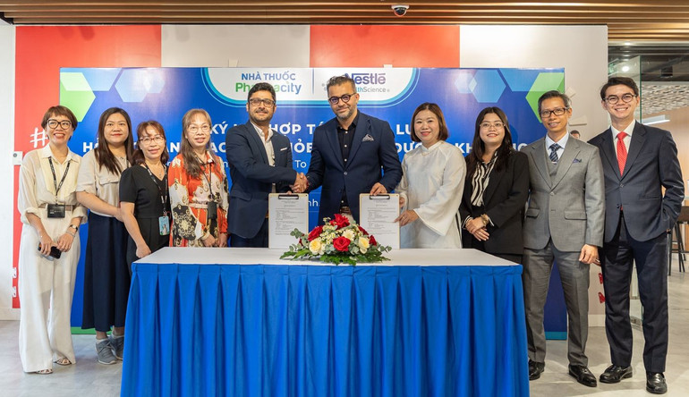 Nestlé Health Science hợp tác cùng Pharmacity phân phối sản phẩm dinh dưỡng khoa học chính hãng, giúp người tiêu dùng chủ động chăm sóc sức khỏe và nâng cao chất lượng sống. 1.jpg