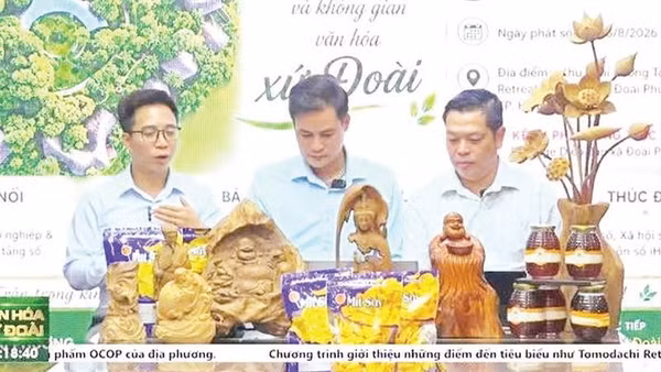 Phiên livestream quảng bá du lịch, các sản phẩm OCOP của xã Đoài Phương thu hút hơn 600 người xem trực tiếp.