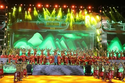 Chương trình nghệ thuật đặc sắc, quy mô lớn tại lễ khai mạc Lễ hội Trần Thương mang chủ đề “Âm vang Trần Thương-Ngàn năm sử tích”.
