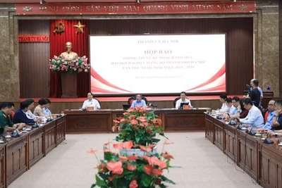 Quang cảnh buổi họp báo.