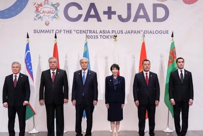 Các nhà lãnh đạo dự Hội nghị thượng đỉnh Đối thoại Nhật Bản+Trung Á tại Tokyo.