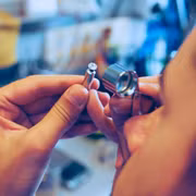 Dịch vụ kiểm định kim cương, đá quý, kim loại quý PNJLab