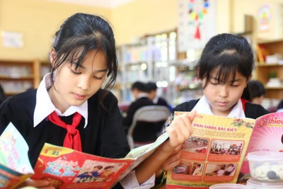 Việc đầu tư xây dựng trường học cho các xã biên giới đất liền là một nhiệm vụ trọng tâm. (Ảnh minh họa: TTXVN)