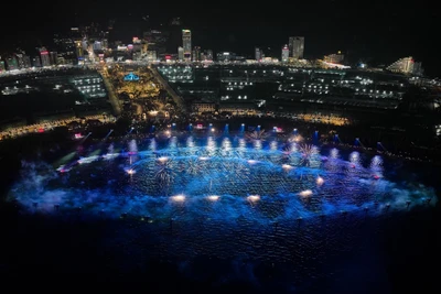 Sân khấu màn trình diễn “Bản giao hưởng đảo xanh”.