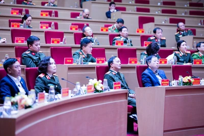 Các đại biểu tham dự hội thảo.