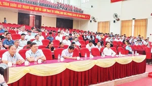 Các đại biểu dự hội nghị tập huấn. (Ảnh PHAN NGA)