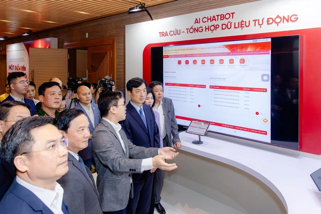 FPT Giới Thiệu Nền Tảng AI Hỗ Trợ Quản Lý Kiến Nghị Cử Tri Tại Hà Nội