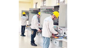 Đào tạo sinh viên ngành điện tử tại Trường cao đẳng Công nghiệp Bắc Ninh.