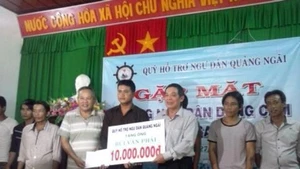 Quảng Ngãi hỗ trợ ngư dân kiên cường bám biển Hoàng Sa