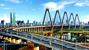 Cầu Nhật Tân, Hà Nội.Ảnh: Trường Thi