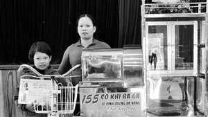 Niềm vui của mẹ con chị Thủy.