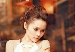 Đầm hè 2012 xuống phố